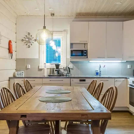 Sinisen Tien Helmi By Interhome